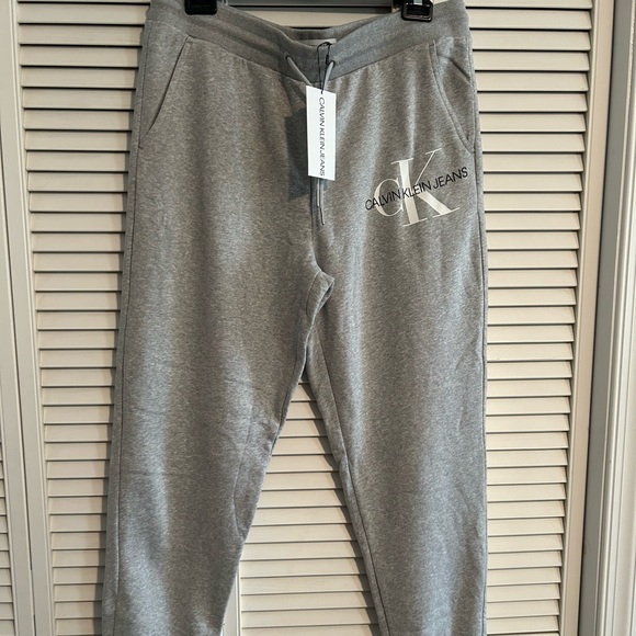 Calvin Klein Men’s Gray Sweatpants NWT XL - Picture 1 of 5